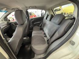 FIAT - PALIO - 2014/2014 - Branca - R$ 37.900,00