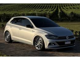 VOLKSWAGEN - POLO - 2018/2018 - Prata - R$ 87.900,00