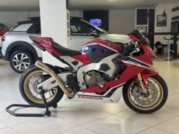 HONDA - CBR 1000RR - 2018/2018 - Vermelha - Sob Consulta