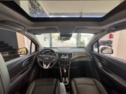 CHEVROLET - TRACKER - 2017/2018 - Prata - Sob Consulta