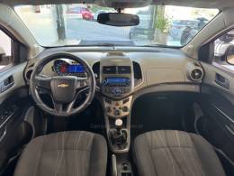 CHEVROLET - SONIC - 2012/2013 - Branca - R$ 36.900,00