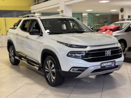 FIAT - TORO - 2022/2023 - Branca - R$ 134.900,00