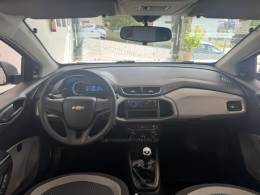 CHEVROLET - ONIX - 2016/2016 - Branca - R$ 47.900,00