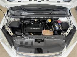 CHEVROLET - TRACKER - 2014/2014 - Branca - R$ 69.900,00