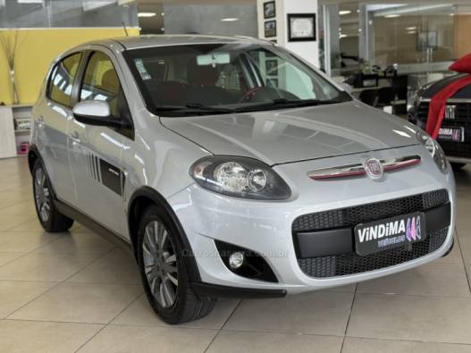 FIAT - PALIO - 2013/2013 - Prata - R$ 42.900,00