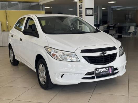 CHEVROLET - ONIX - 2016/2016 - Branca - R$ 47.900,00