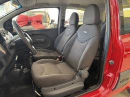 FIAT - UNO - 2011/2012 - Vermelha - Sob Consulta