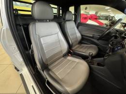 VOLKSWAGEN - SAVEIRO - 2016/2017 - Prata - R$ 75.900,00