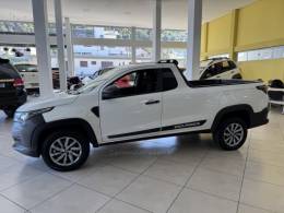 FIAT - STRADA - 2021/2022 - Branca - R$ 74.900,00