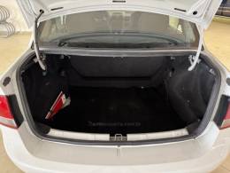 CHEVROLET - CLASSIC - 2011/2012 - Branca - Sob Consulta