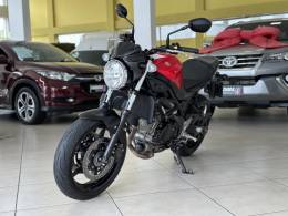 SUZUKI - SV 650 A - 2017/2018 - Vermelha - R$ 38.000,00