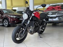 SUZUKI - SV 650 A - 2017/2018 - Vermelha - R$ 34.900,00