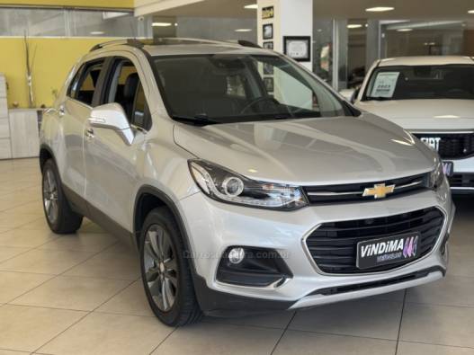 CHEVROLET - TRACKER - 2017/2018 - Prata - Sob Consulta