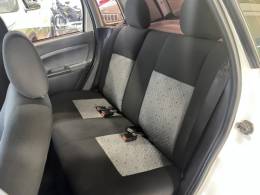 FORD - FIESTA - 2014/2014 - Branca - Sob Consulta