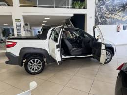 FIAT - STRADA - 2014/2015 - Branca - Sob Consulta