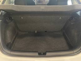 VOLKSWAGEN - POLO - 2025/2025 - Branca - Sob Consulta
